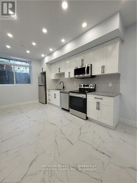 7 - 14 Glendale Drive, Tillsonburg, Ontario  N4G 1J2 - Photo 3 - X12949828