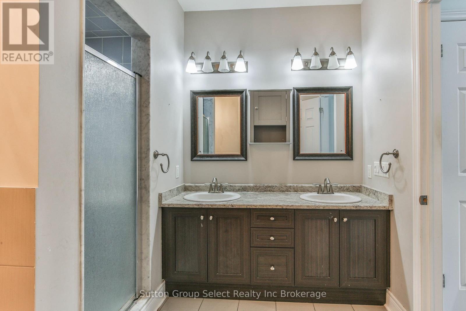 504 Baldwin Crescent, Woodstock (Woodstock - North), Ontario  N4T 0G6 - Photo 18 - X12951262