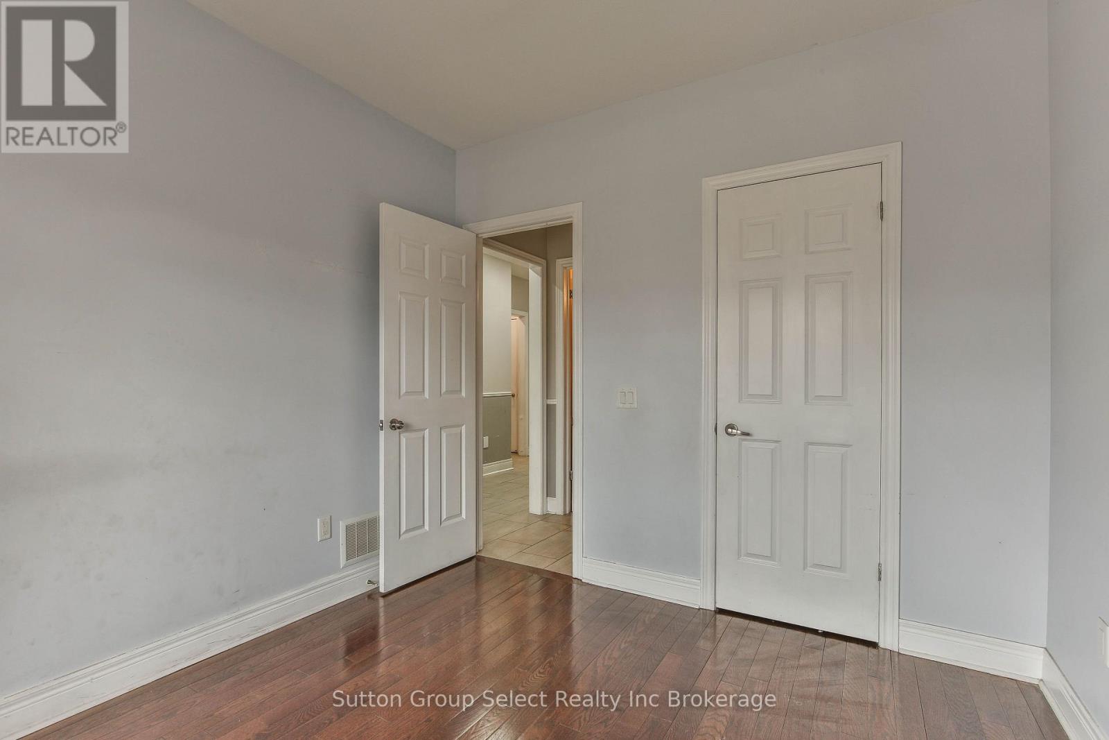 504 Baldwin Crescent, Woodstock (Woodstock - North), Ontario  N4T 0G6 - Photo 7 - X12951262