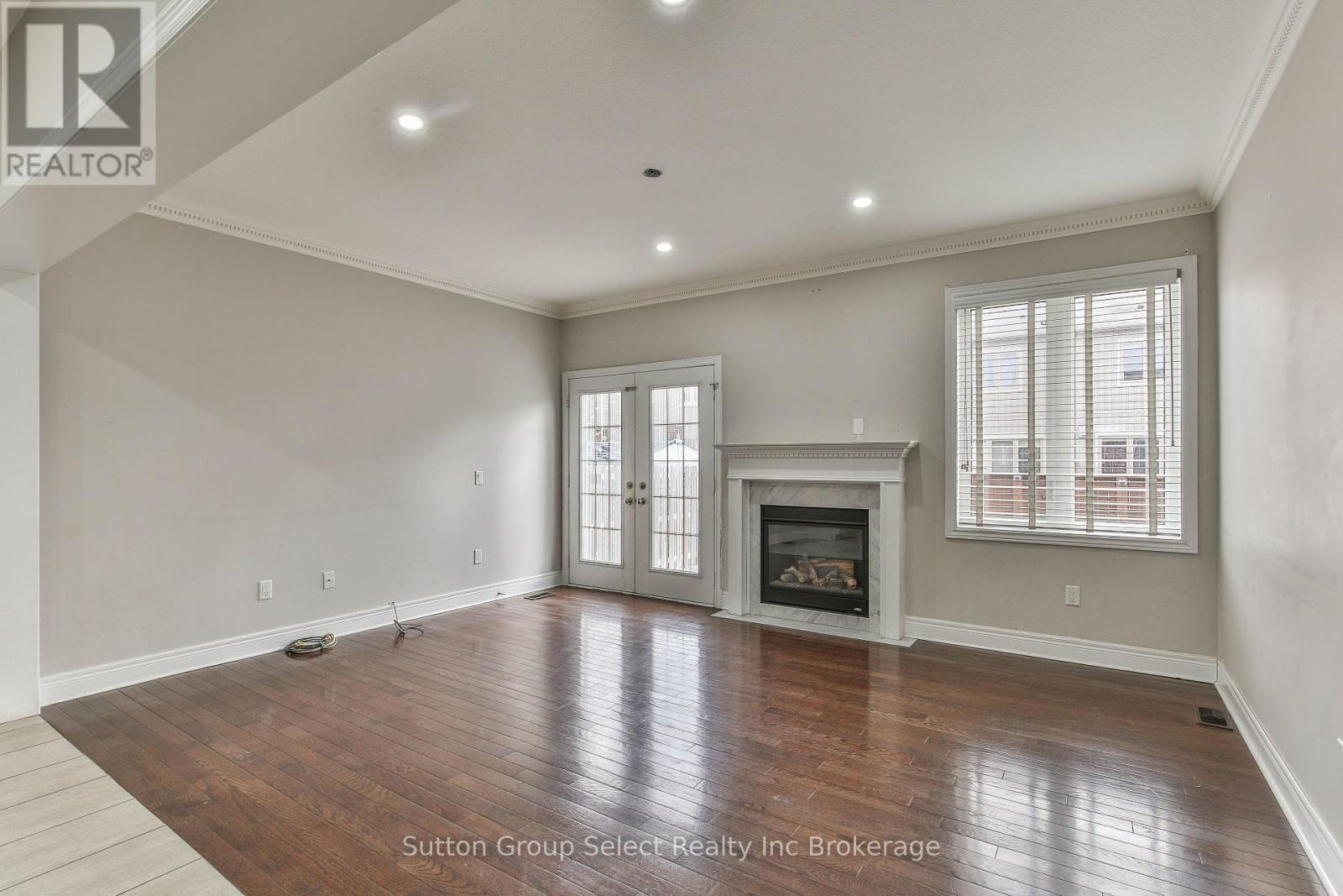 504 Baldwin Crescent, Woodstock (Woodstock - North), Ontario  N4T 0G6 - Photo 8 - X12951262