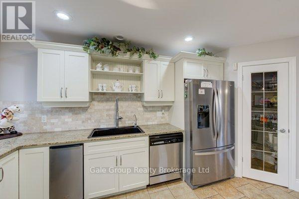 36 Potters Way, Woodstock (Woodstock - South), Ontario  N4S 8Z5 - Photo 15 - X12951840