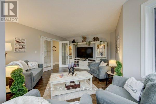 36 Potters Way, Woodstock (Woodstock - South), Ontario  N4S 8Z5 - Photo 8 - X12951840