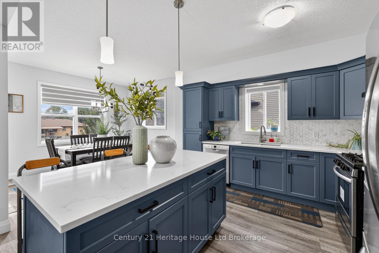 9 Reeves Road, Ingersoll (Ingersoll - South), Ontario  N5C 0E1 - Photo 12 - X12953118