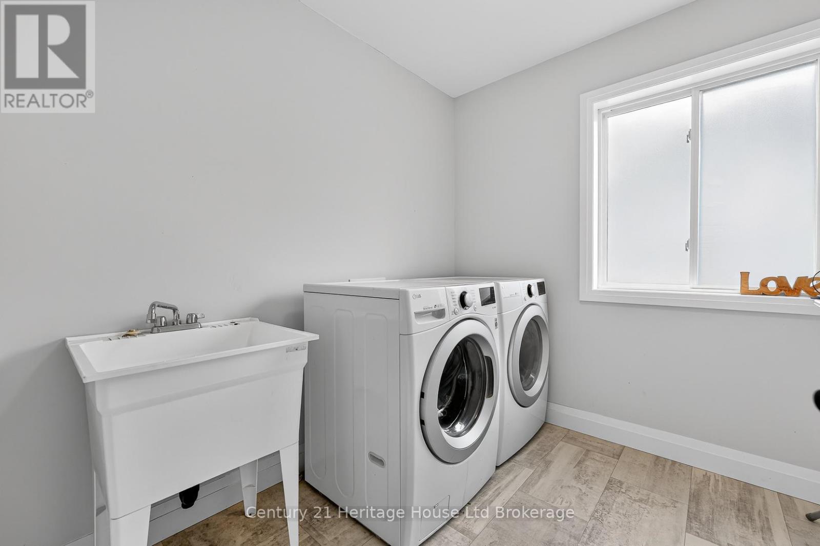 9 Reeves Road, Ingersoll (Ingersoll - South), Ontario  N5C 0E1 - Photo 26 - X12953118