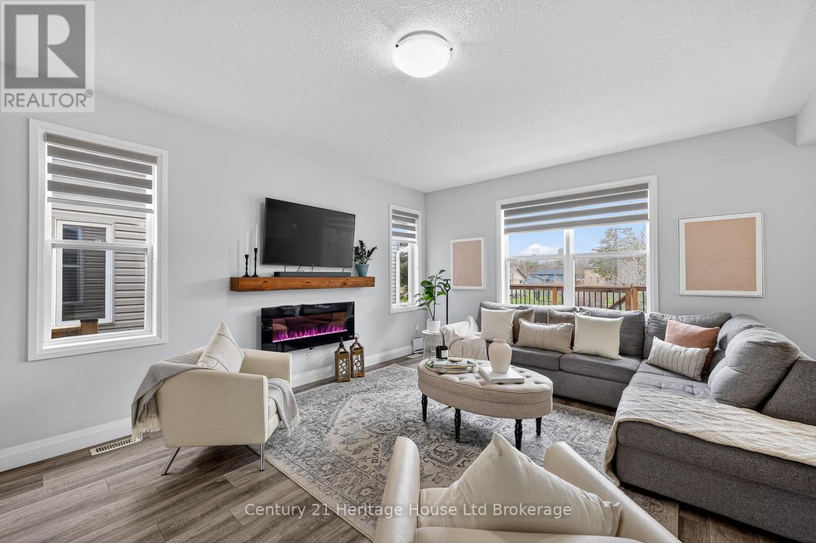 9 Reeves Road, Ingersoll (Ingersoll - South), Ontario  N5C 0E1 - Photo 8 - X12953118