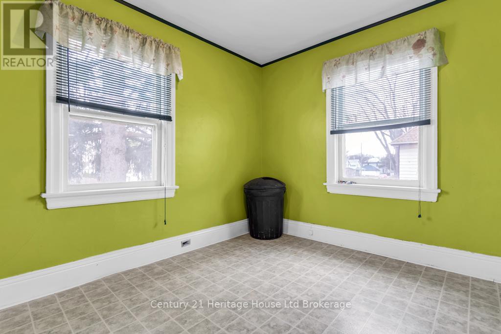 26 Pearl Street, Tillsonburg, Ontario  N4G 1L3 - Photo 19 - X12953470