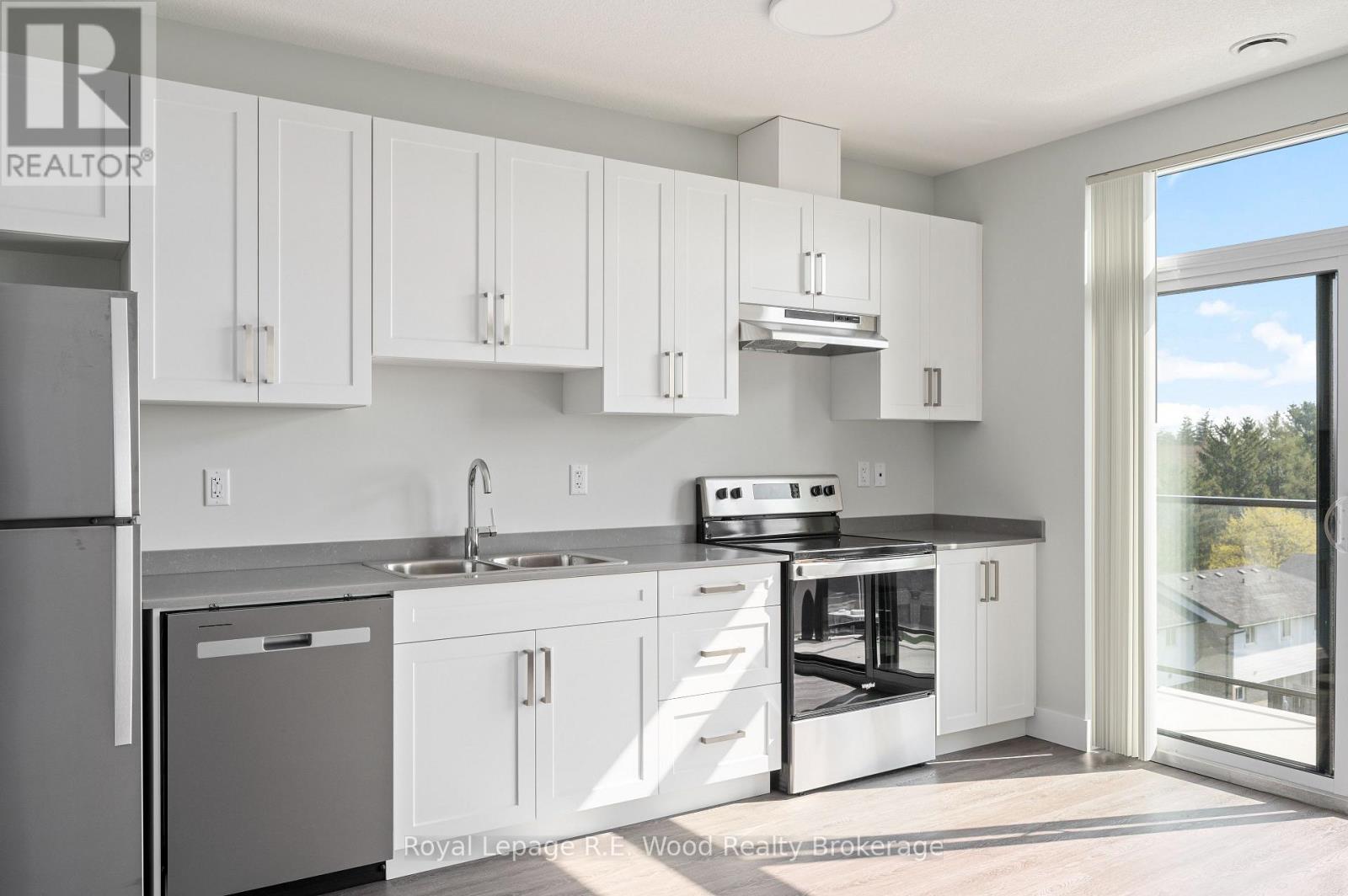 62 First Street, Tillsonburg, Ontario  N4G 5V1 - Photo 10 - X12953638