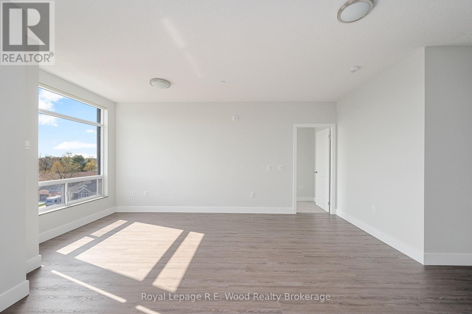 62 First Street, Tillsonburg, Ontario  N4G 5V1 - Photo 7 - X12953638