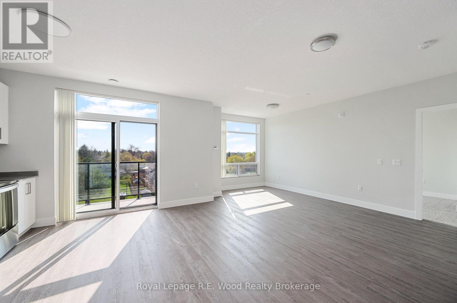 31 Anne Street, Aylmer, Ontario  N5H 2P4 - Photo 3 - X12953656