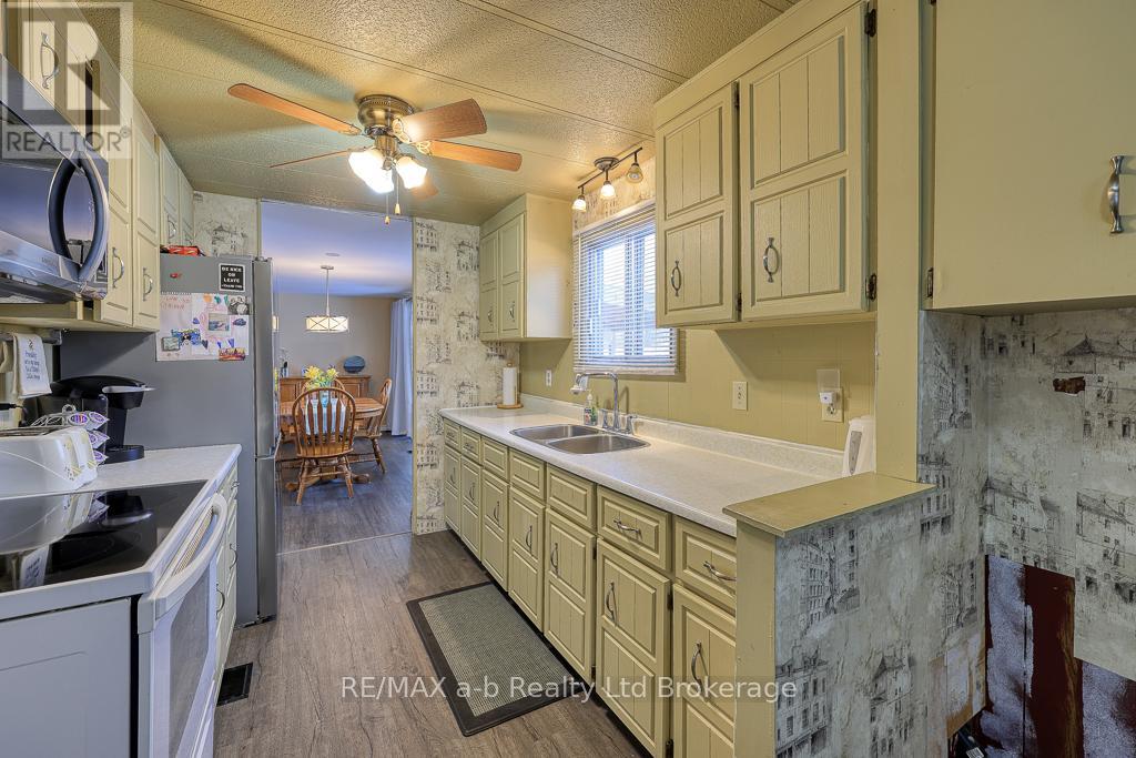 63 - 746112 Township Road 4, Blandford-Blenheim (Forest Estates), Ontario  N4S 7V9 - Photo 12 - X12954394