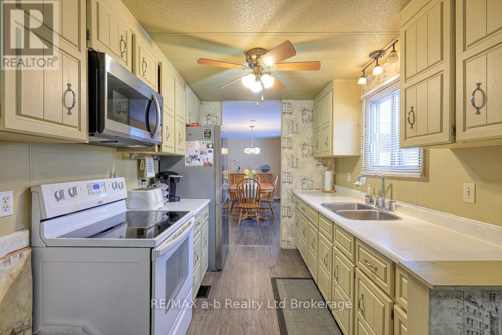 63 - 746112 Township Road 4, Blandford-Blenheim (Forest Estates), Ontario  N4S 7V9 - Photo 13 - X12954394