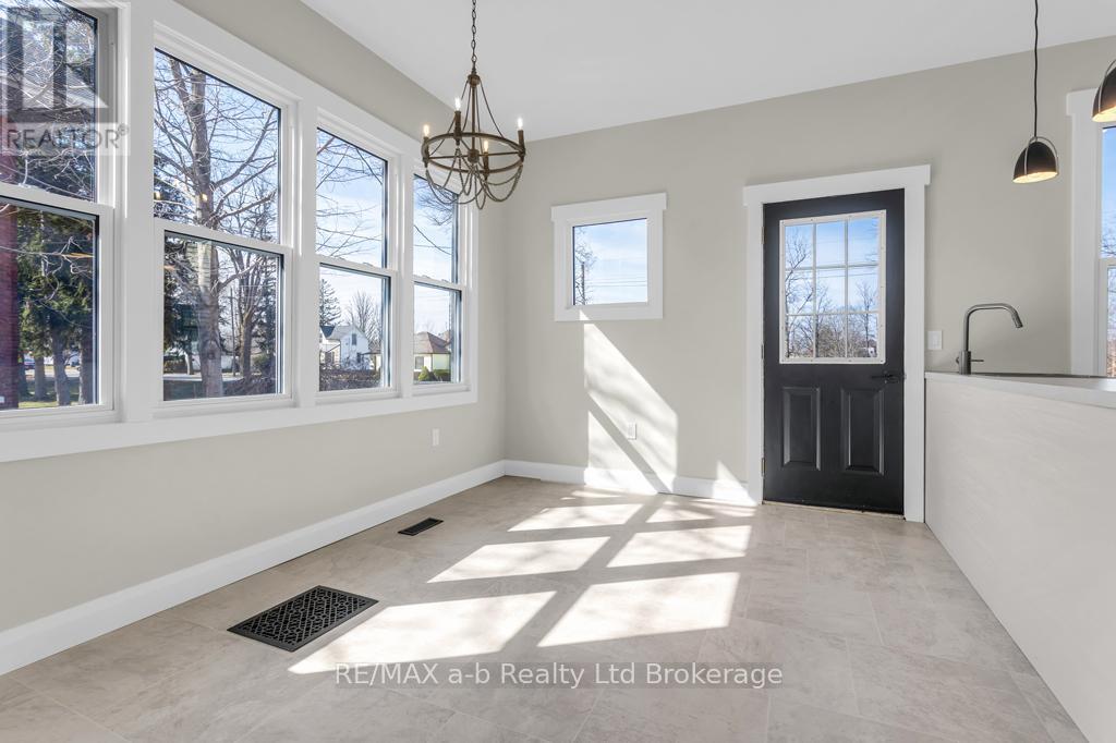 641 Main Street N, Norwich (Burgessville), Ontario  N0J 1C0 - Photo 13 - X12955026