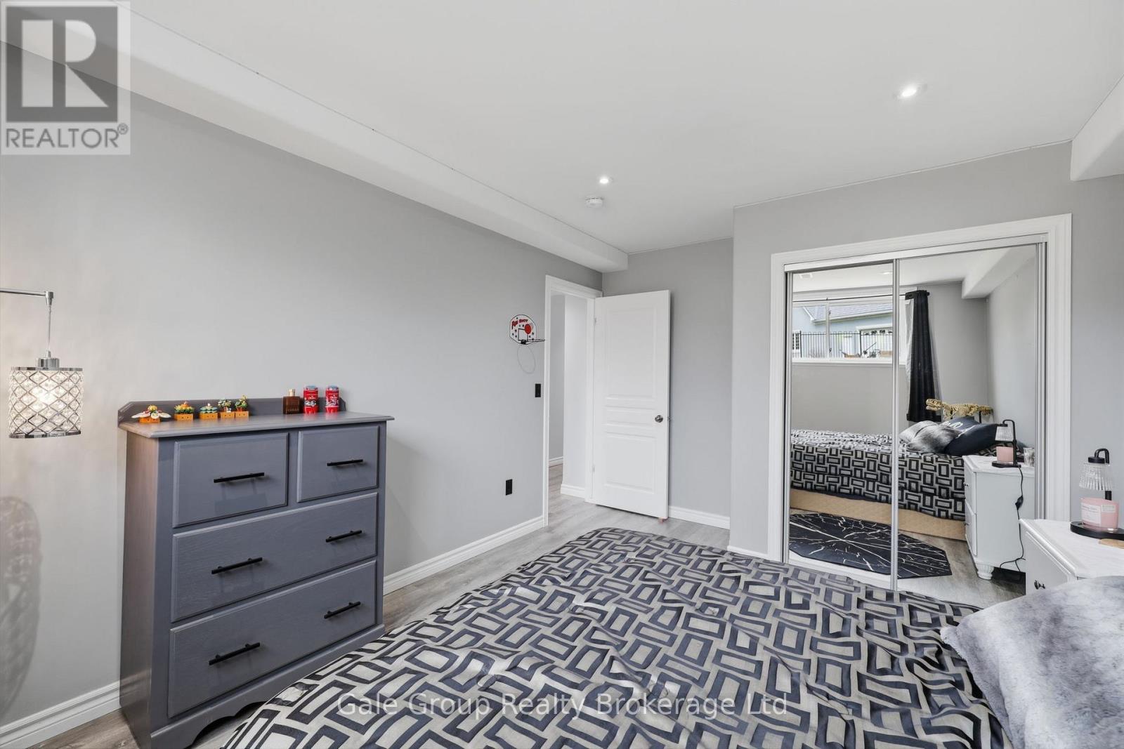 33 Long Lane, Brant (Paris), Ontario  N3L 4E9 - Photo 40 - X12955224