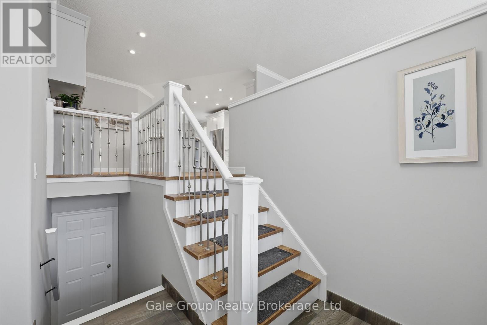 33 Long Lane, Brant (Paris), Ontario  N3L 4E9 - Photo 5 - X12955224