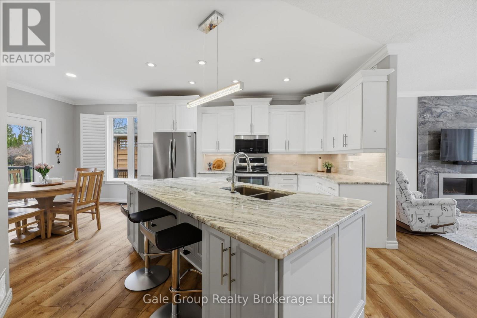 33 Long Lane, Brant (Paris), Ontario  N3L 4E9 - Photo 8 - X12955224