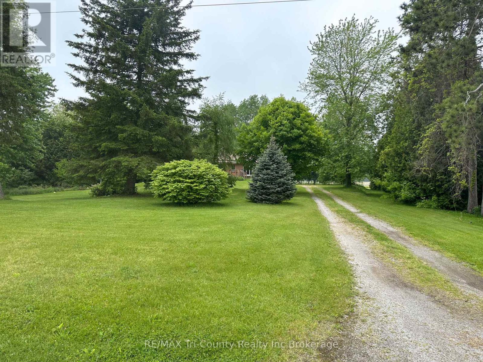 889 Norfolk County 28 Road, Norfolk, Ontario  N0E 1G0 - Photo 4 - X12956998