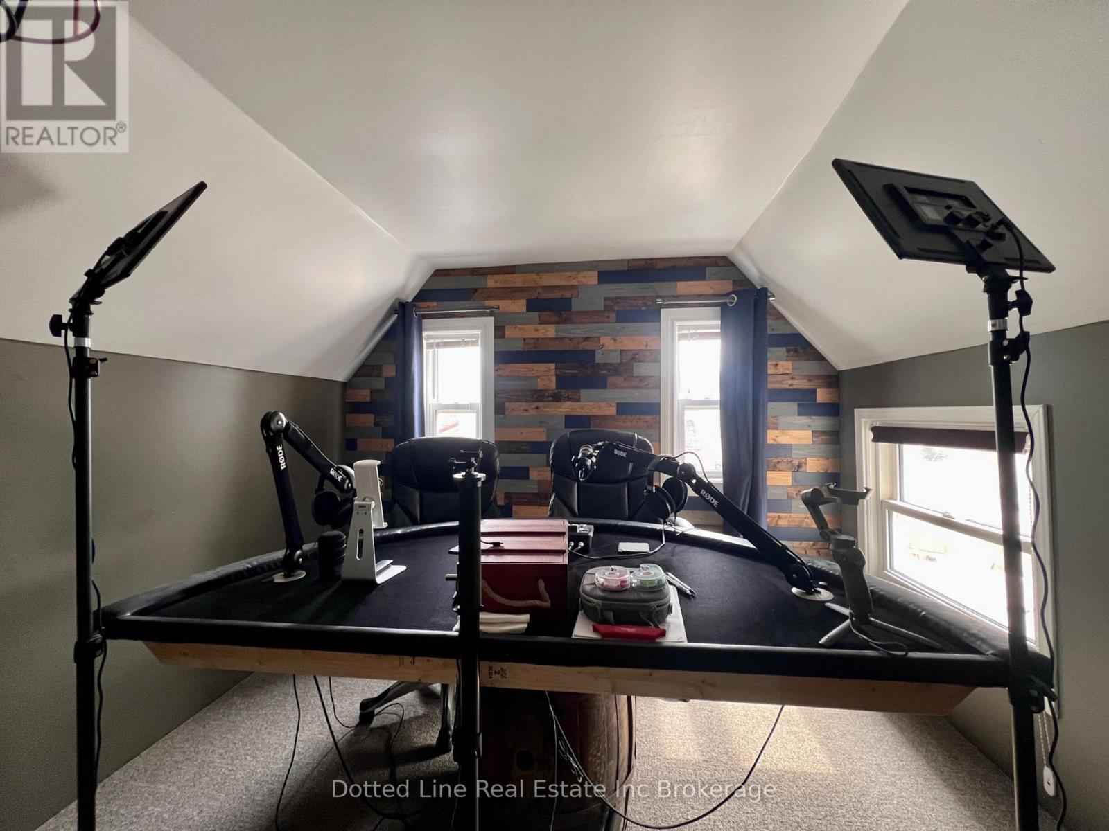 19 Wolf Street, Tillsonburg, Ontario  N4G 1S2 - Photo 12 - X12957212