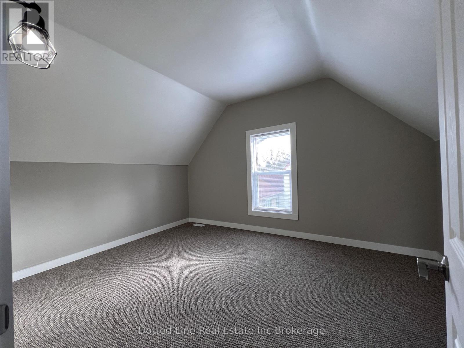 19 Wolf Street, Tillsonburg, Ontario  N4G 1S2 - Photo 29 - X12957212