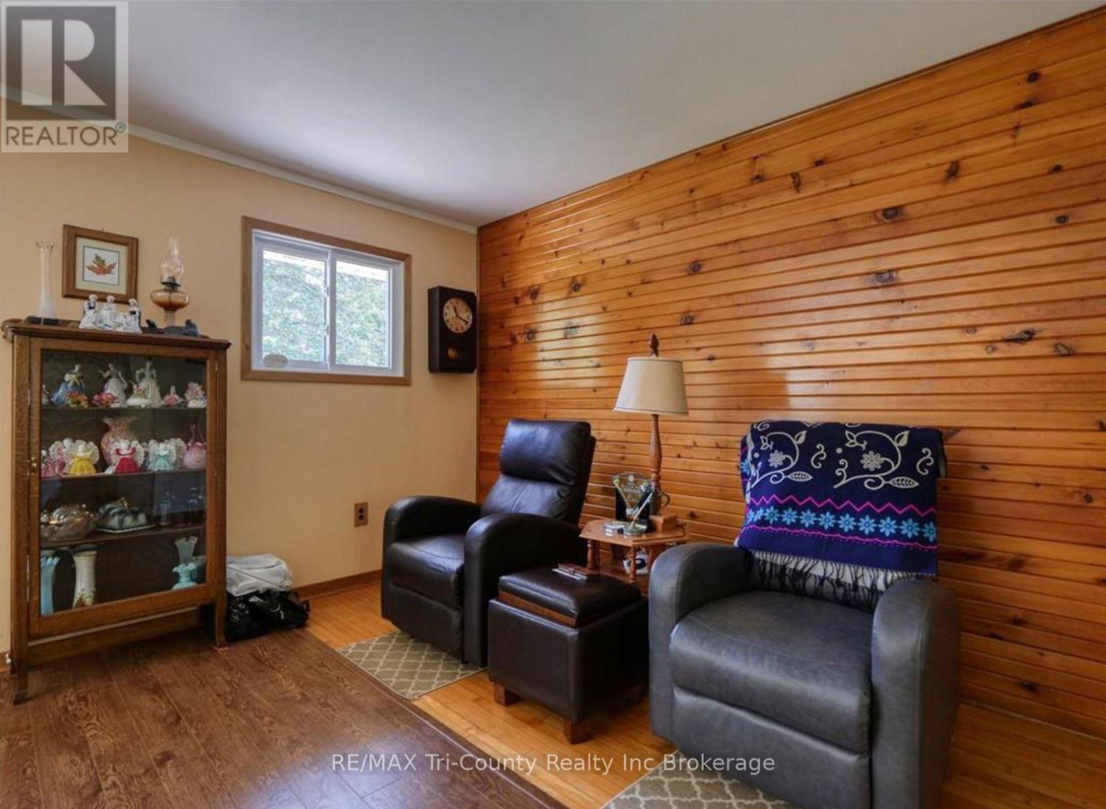 889 Norfolk County 28 Road, Norfolk, Ontario  N0E 1G0 - Photo 18 - X12958364