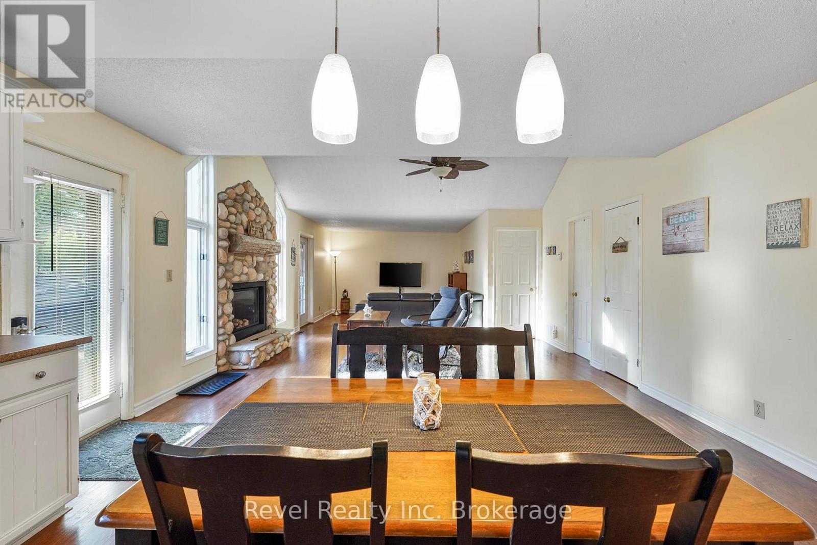 71842 Sunview Avenue, Bluewater (Hay), Ontario  N0M 2T0 - Photo 18 - X12960138