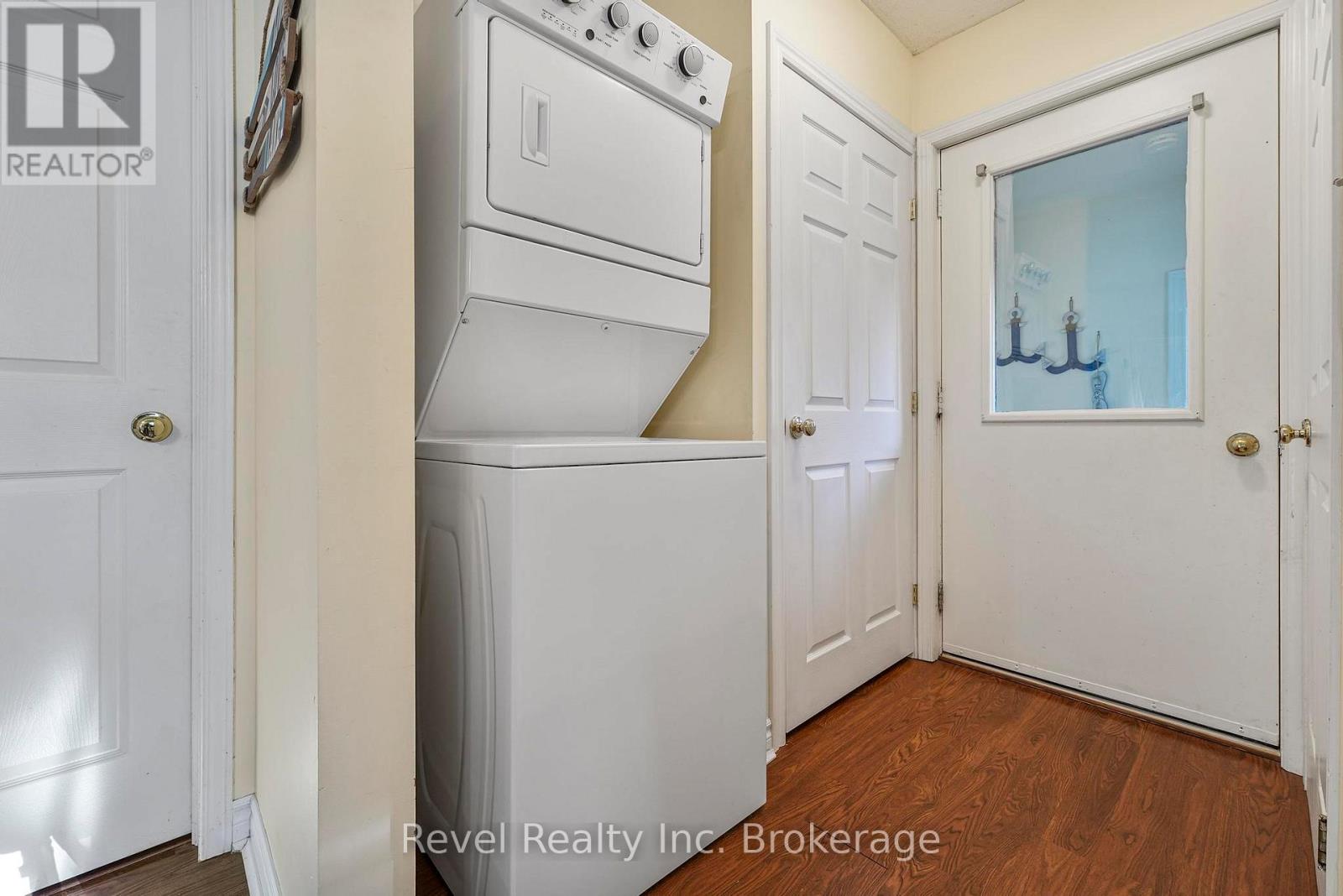 71842 Sunview Avenue, Bluewater (Hay), Ontario  N0M 2T0 - Photo 20 - X12960138