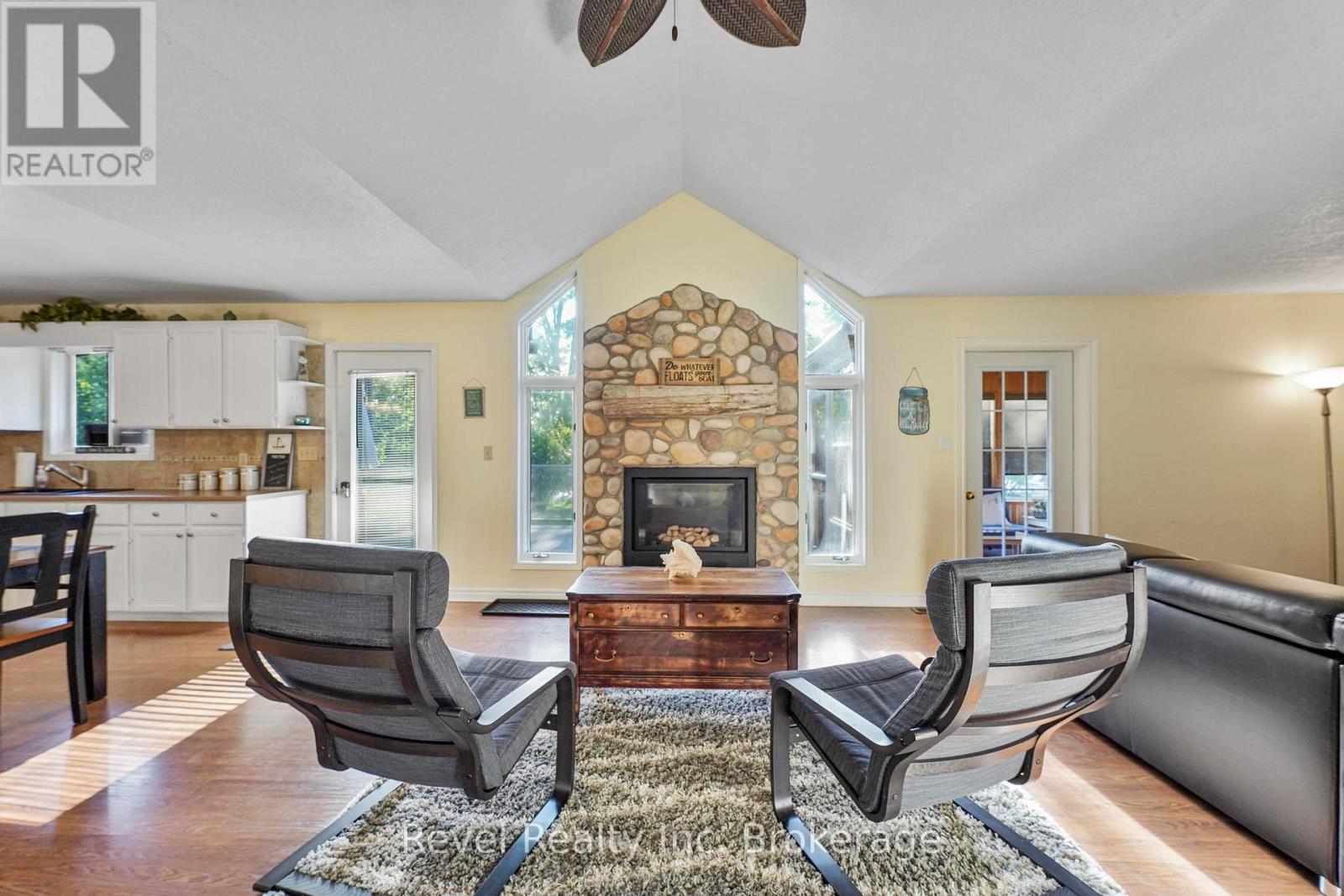 71842 Sunview Avenue, Bluewater (Hay), Ontario  N0M 2T0 - Photo 23 - X12960138