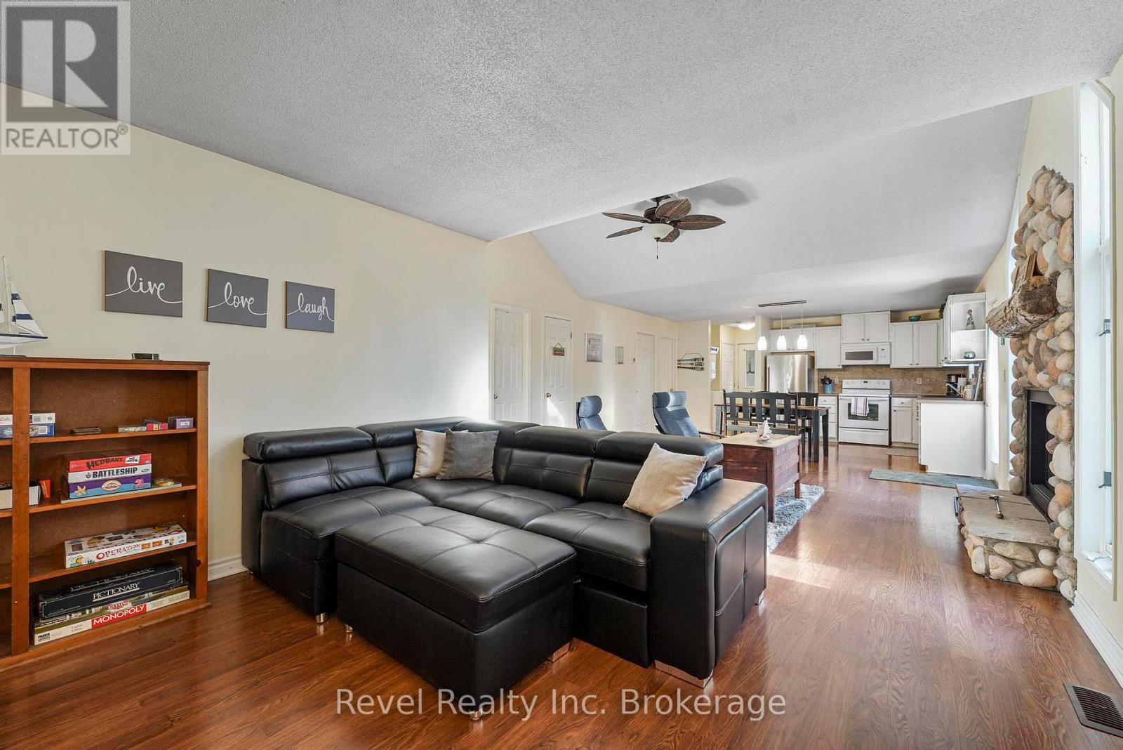 71842 Sunview Avenue, Bluewater (Hay), Ontario  N0M 2T0 - Photo 28 - X12960138