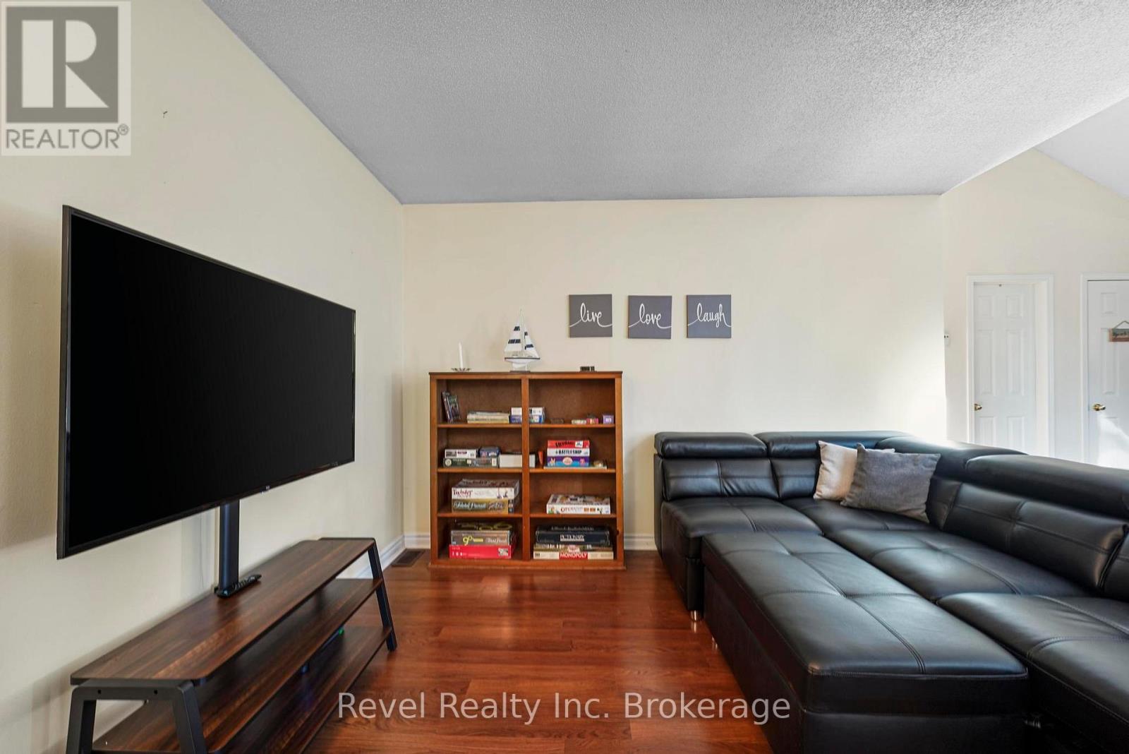 71842 Sunview Avenue, Bluewater (Hay), Ontario  N0M 2T0 - Photo 29 - X12960138