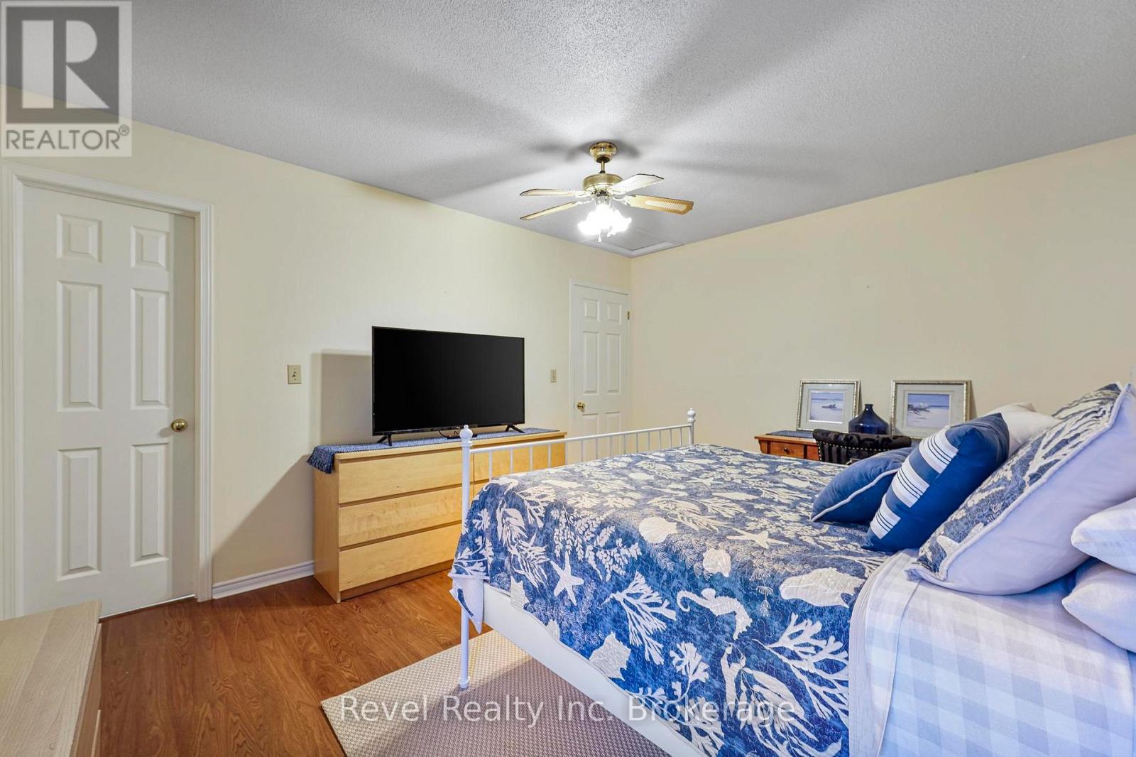 71842 Sunview Avenue, Bluewater (Hay), Ontario  N0M 2T0 - Photo 34 - X12960138