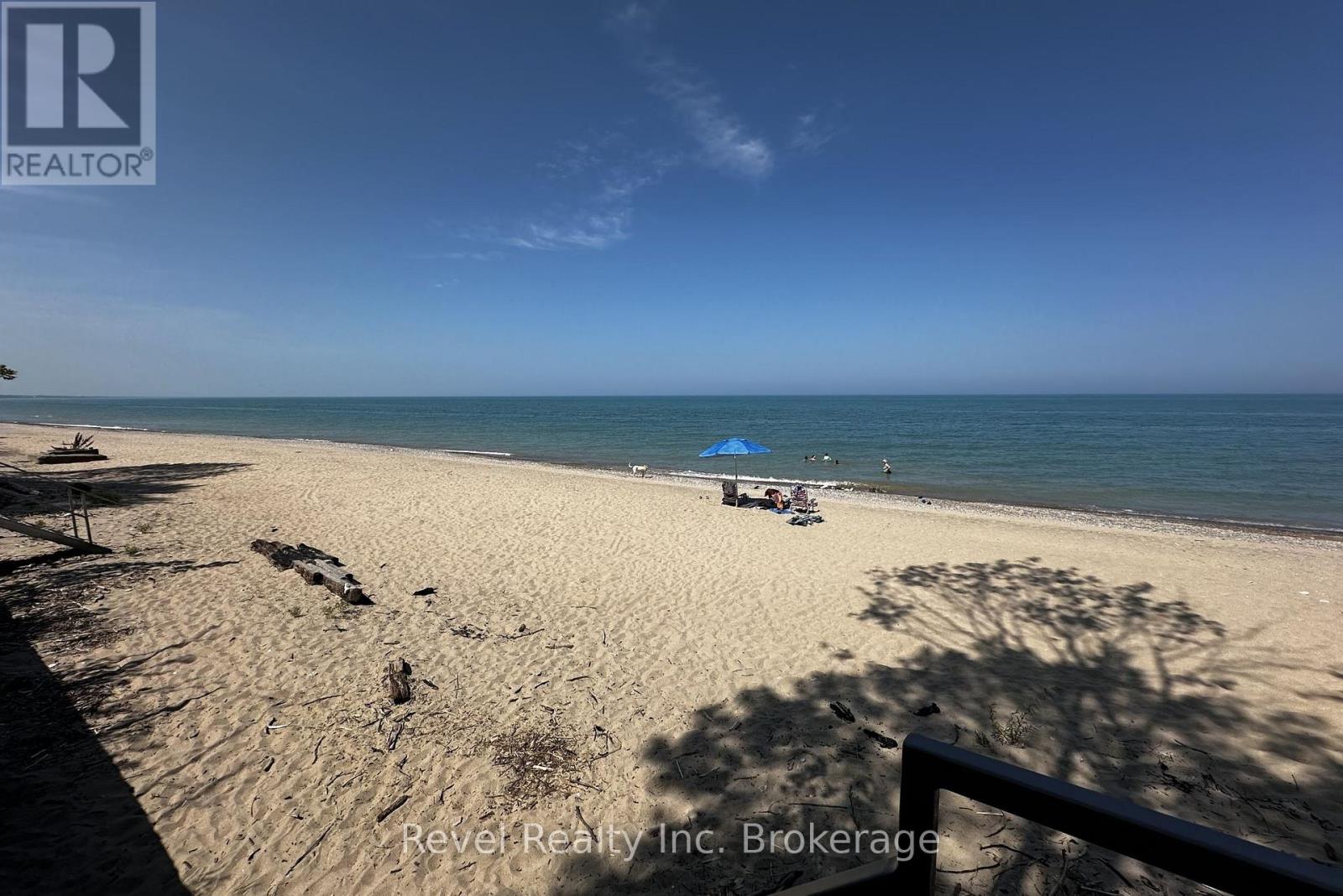 71842 Sunview Avenue, Bluewater (Hay), Ontario  N0M 2T0 - Photo 4 - X12960138