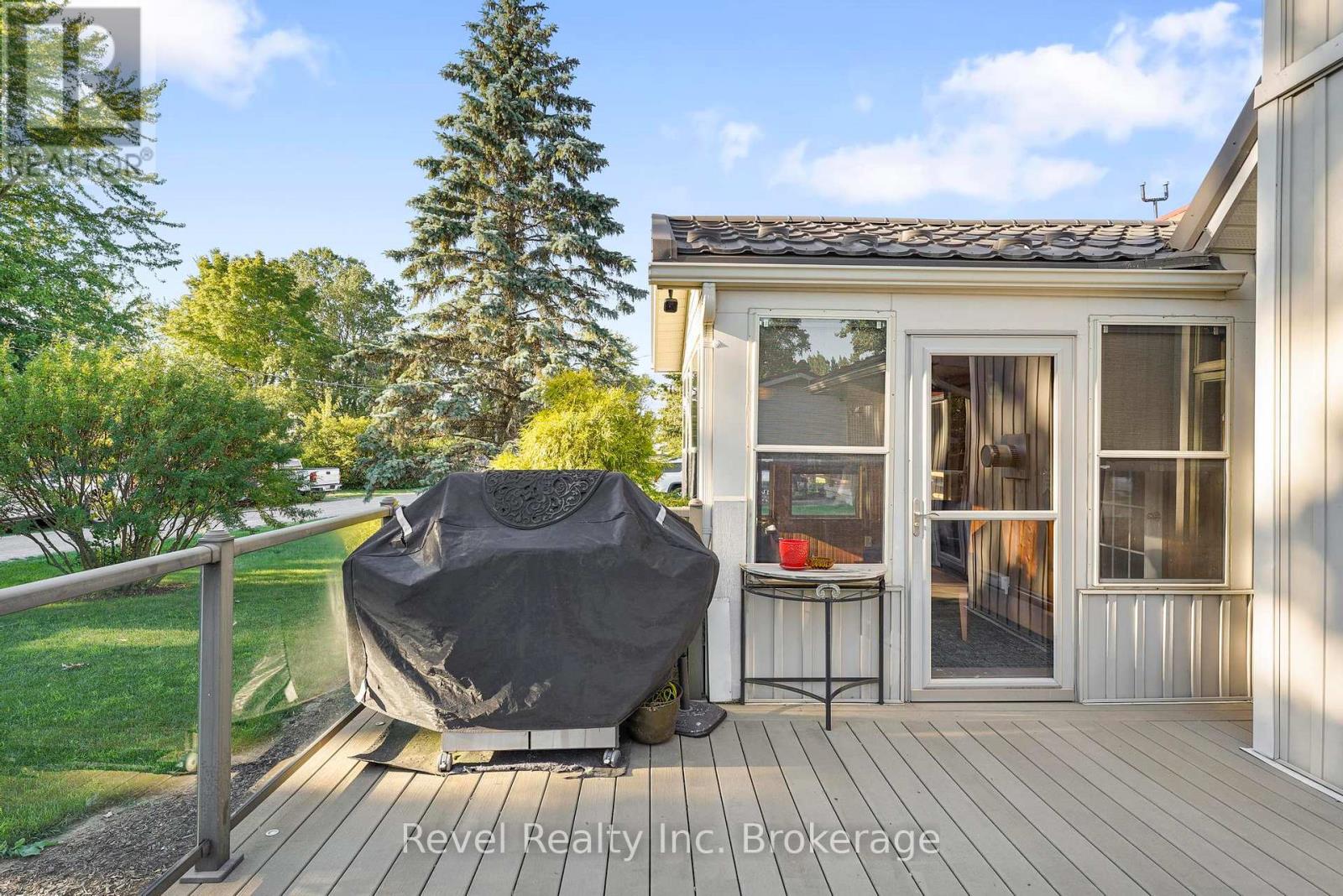 71842 Sunview Avenue, Bluewater (Hay), Ontario  N0M 2T0 - Photo 9 - X12960138