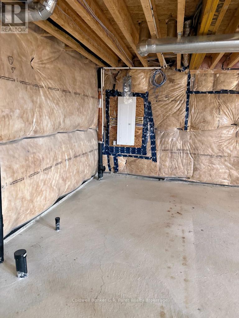 183 Athens Street, Haldimand, Ontario  N0A 1H0 - Photo 33 - X12960290