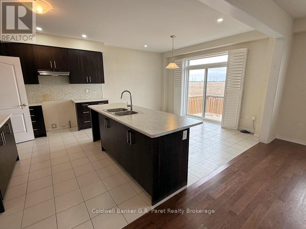 183 Athens Street, Haldimand, Ontario  N0A 1H0 - Photo 9 - X12960290