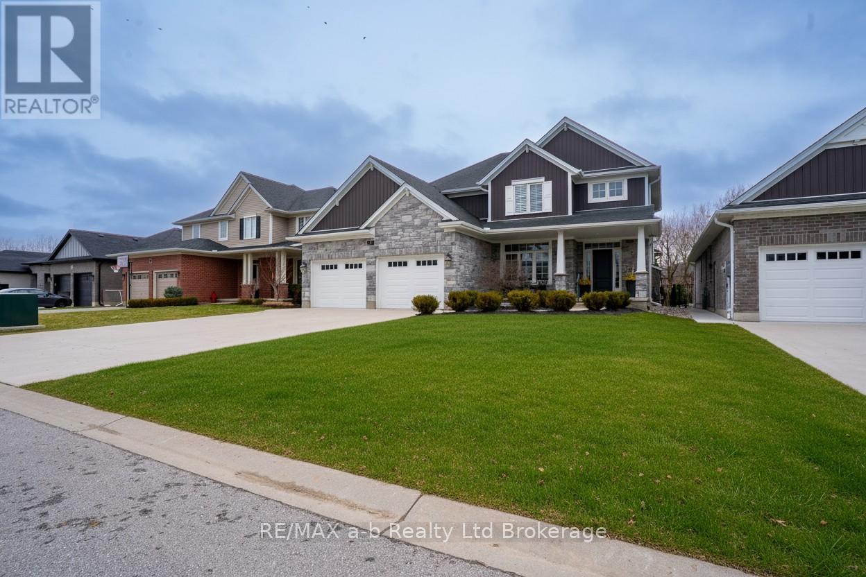 30 Brookside Lane, Tillsonburg, Ontario  N4G 0A1 - Photo 2 - X12961174