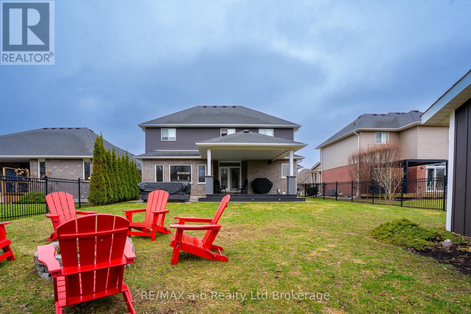 30 Brookside Lane, Tillsonburg, Ontario  N4G 0A1 - Photo 4 - X12961174