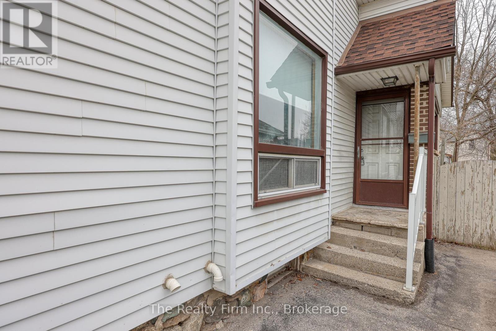 52 Huron Street, Woodstock (Woodstock - North), Ontario  N4S 6Z3 - Photo 26 - X12962790