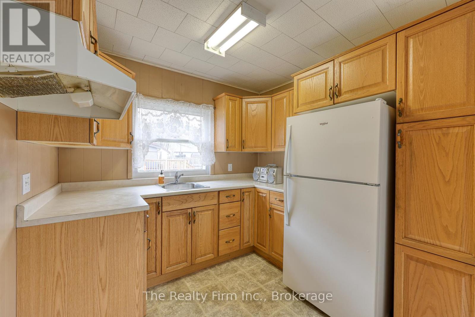 52 Huron Street, Woodstock (Woodstock - North), Ontario  N4S 6Z3 - Photo 6 - X12962790