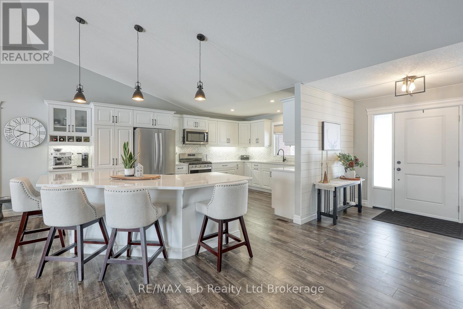 49286 Ashland Avenue, Malahide (Lyons), Ontario  N0L 2J0 - Photo 11 - X12963962