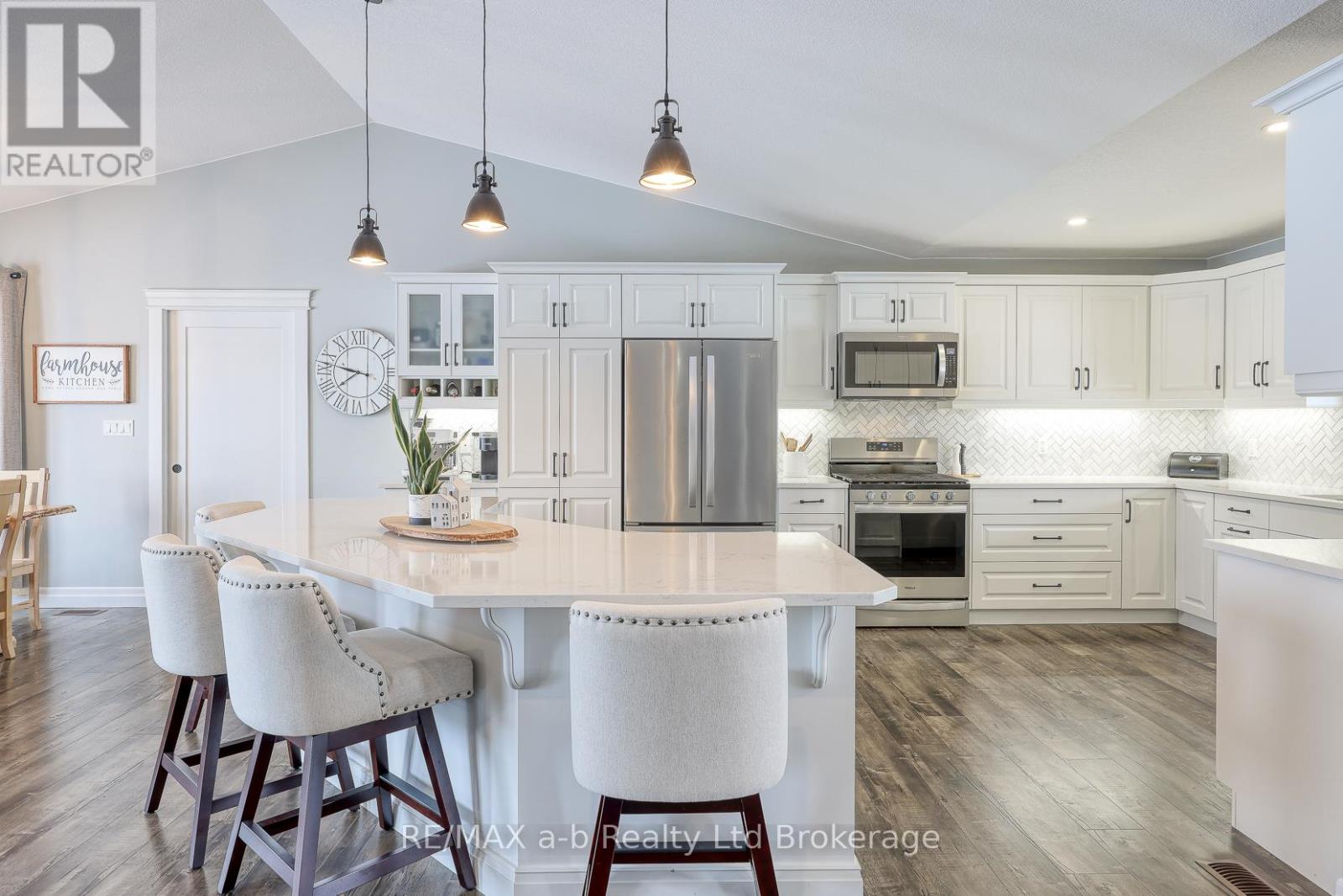 49286 Ashland Avenue, Malahide (Lyons), Ontario  N0L 2J0 - Photo 12 - X12963962