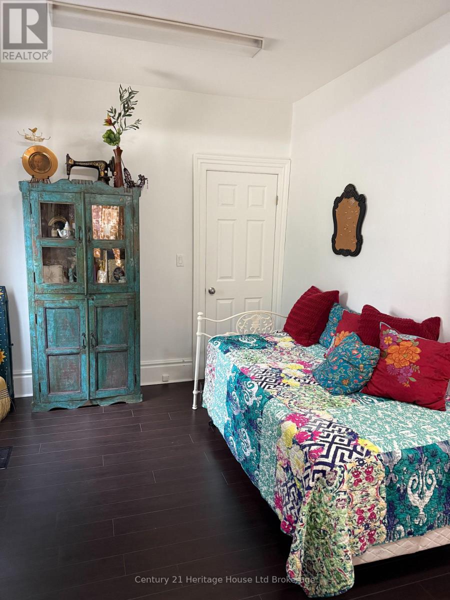 42 Potters Road N, Tillsonburg, Ontario  N4G 2G8 - Photo 10 - X12964694