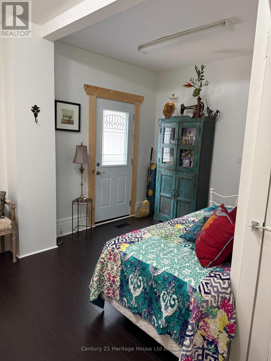 42 Potters Road N, Tillsonburg, Ontario  N4G 2G8 - Photo 9 - X12964694