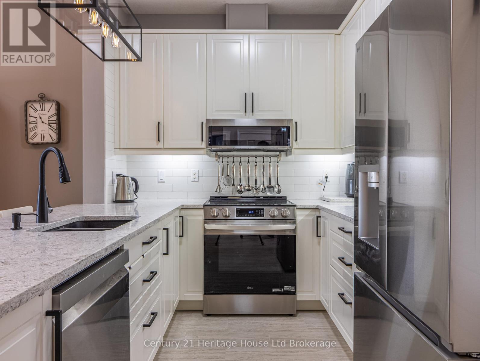 735 Garden Court Crescent, Woodstock (Woodstock - North), Ontario  N4T 0A2 - Photo 11 - X12966010