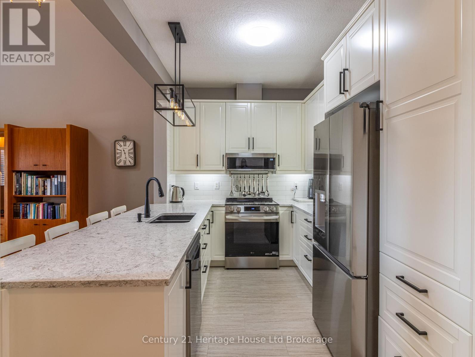 735 Garden Court Crescent, Woodstock (Woodstock - North), Ontario  N4T 0A2 - Photo 16 - X12966010