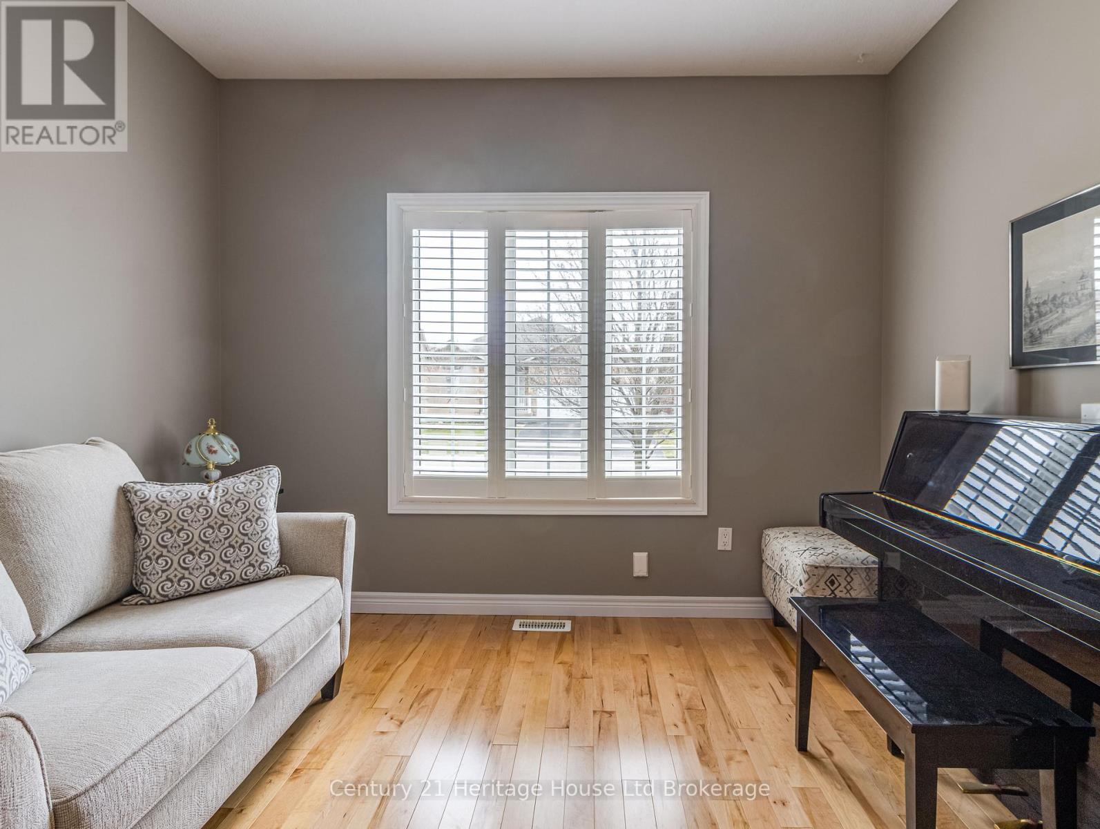 735 Garden Court Crescent, Woodstock (Woodstock - North), Ontario  N4T 0A2 - Photo 22 - X12966010