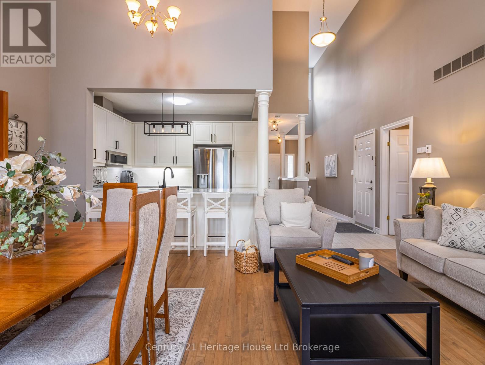 735 Garden Court Crescent, Woodstock (Woodstock - North), Ontario  N4T 0A2 - Photo 3 - X12966010