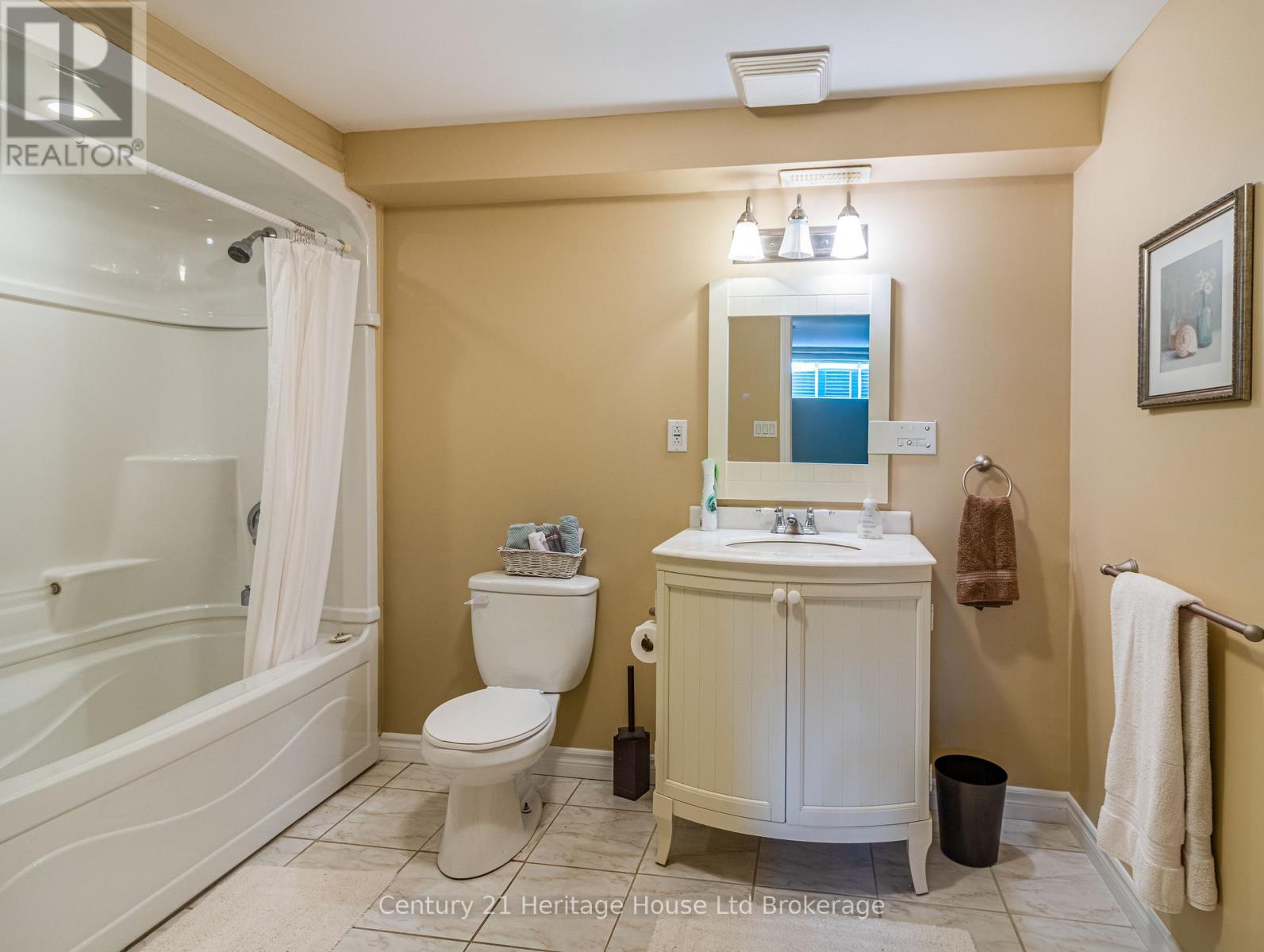 735 Garden Court Crescent, Woodstock (Woodstock - North), Ontario  N4T 0A2 - Photo 32 - X12966010