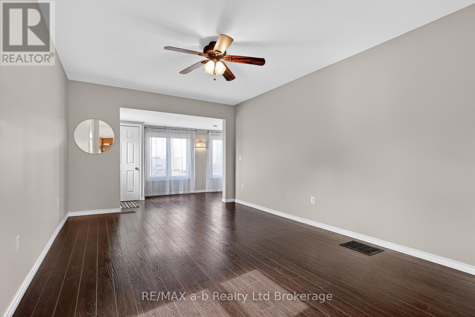 191 Whiting Street, Ingersoll (Ingersoll - South), Ontario  N5C 3B6 - Photo 18 - X12969444