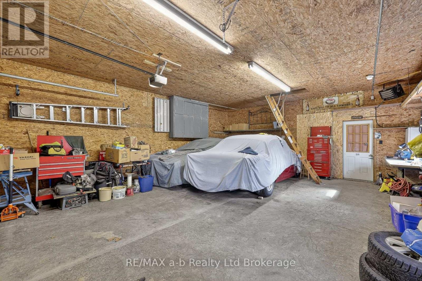 191 Whiting Street, Ingersoll (Ingersoll - South), Ontario  N5C 3B6 - Photo 25 - X12969444