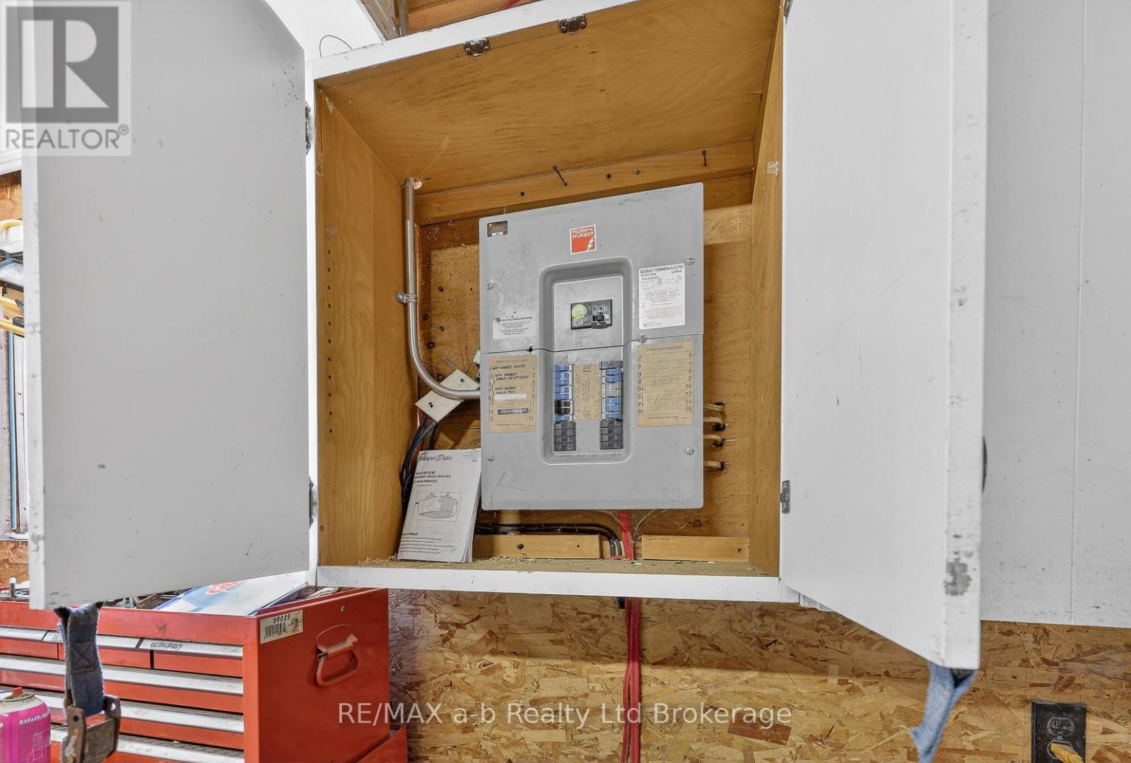 191 Whiting Street, Ingersoll (Ingersoll - South), Ontario  N5C 3B6 - Photo 26 - X12969444