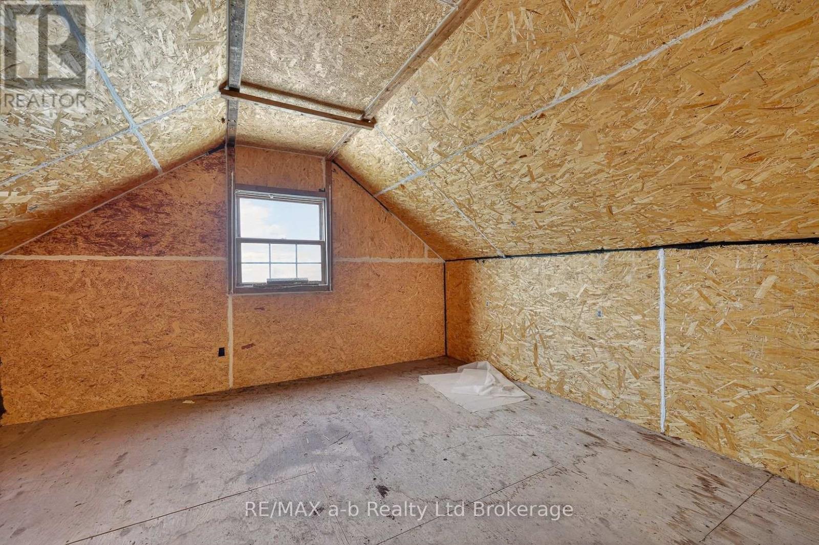 191 Whiting Street, Ingersoll (Ingersoll - South), Ontario  N5C 3B6 - Photo 31 - X12969444